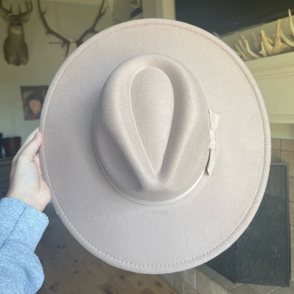 Cowboy hat - Picture 2 of 5